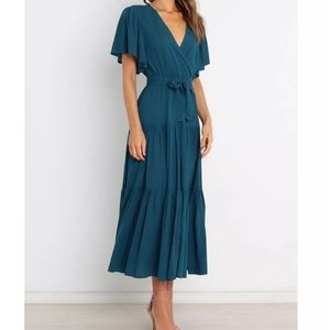 NWOT Petal & Pup The Barker tiered midi dress